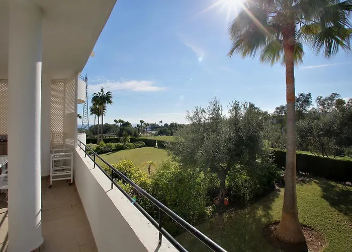 Sunny Golf Apartamento *