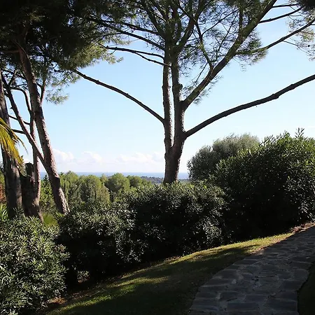 Sunny Golf Apartman *